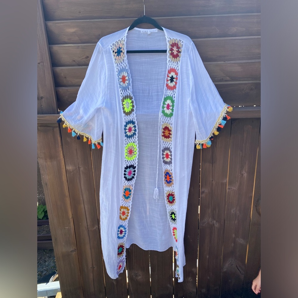 Cleo Multi-Colour Long Crochet Trim Kimono Womens White Size S